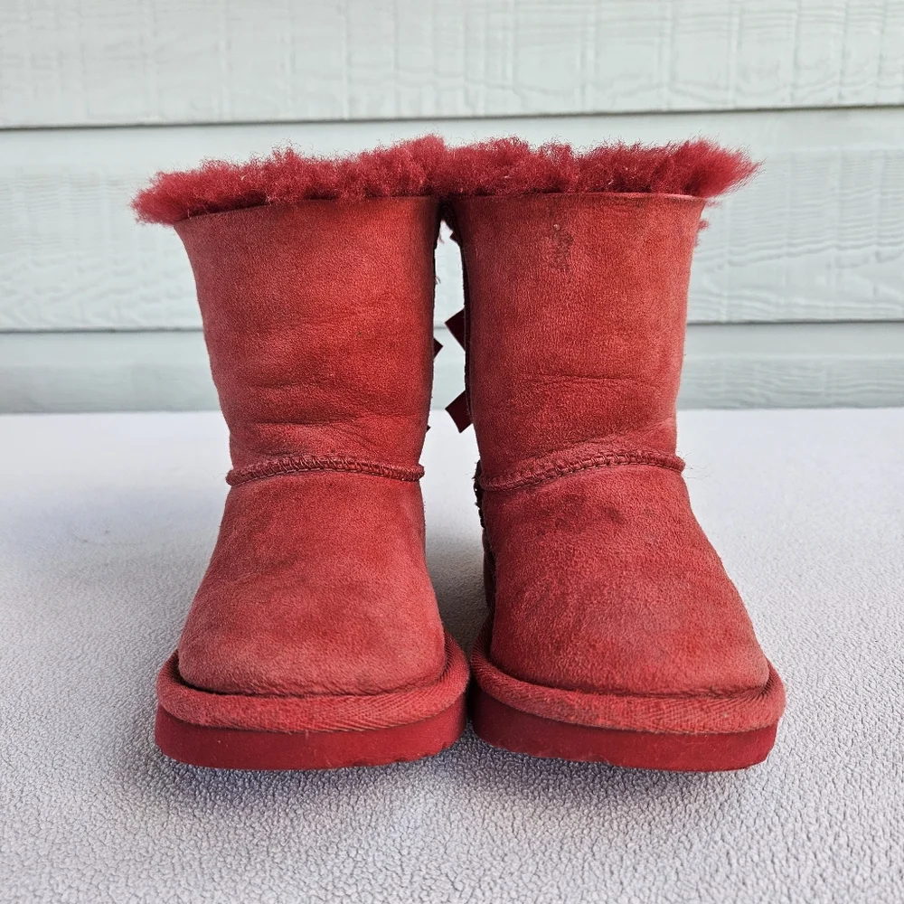 UGG Classic Bailey Bow Red Lined Winter Boots Girl Toddler SZ 9 Pull-On